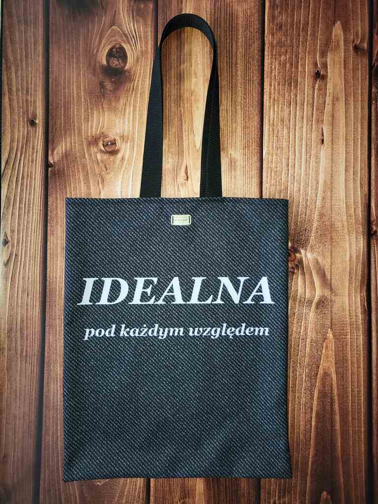 Torba na zakupy z napisem idealna pod każdym względem